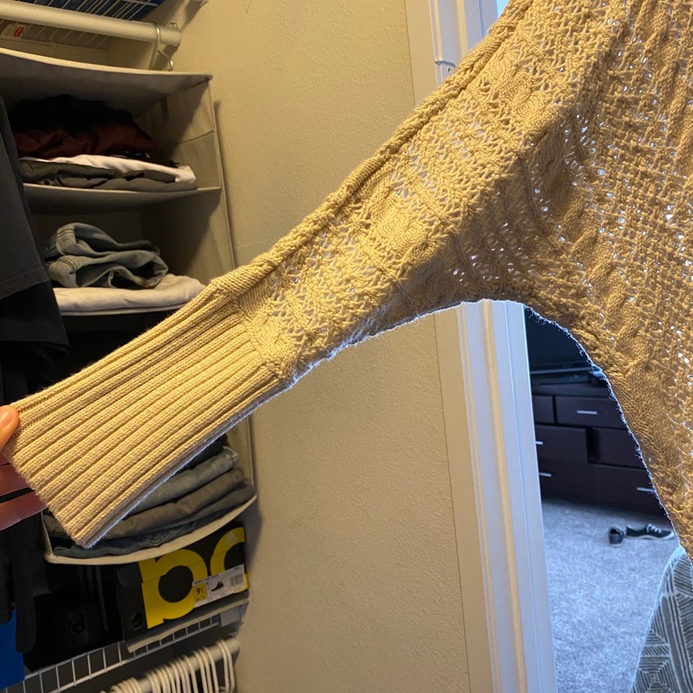 Cardigan - Picture 3 of 4
